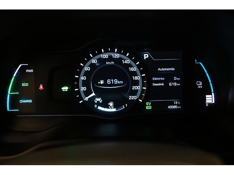Hyundai Ioniq 1.6 GDI PHEV Tecno DCT 104 kW (141 CV)