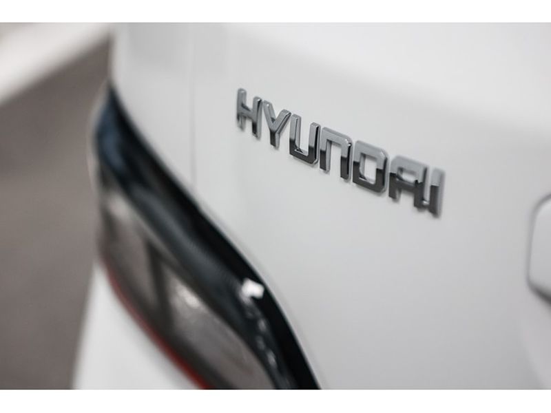 Hyundai Kona EV Maxx 100 kW (136 CV)